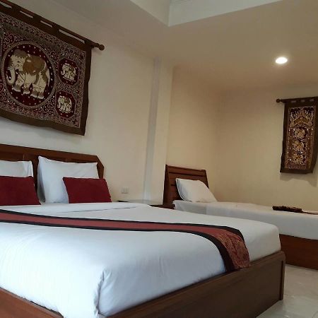 The Chillax Pattaya Hotel Екстериор снимка