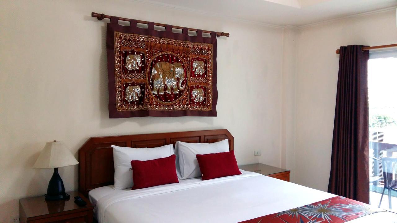 The Chillax Pattaya Hotel Екстериор снимка