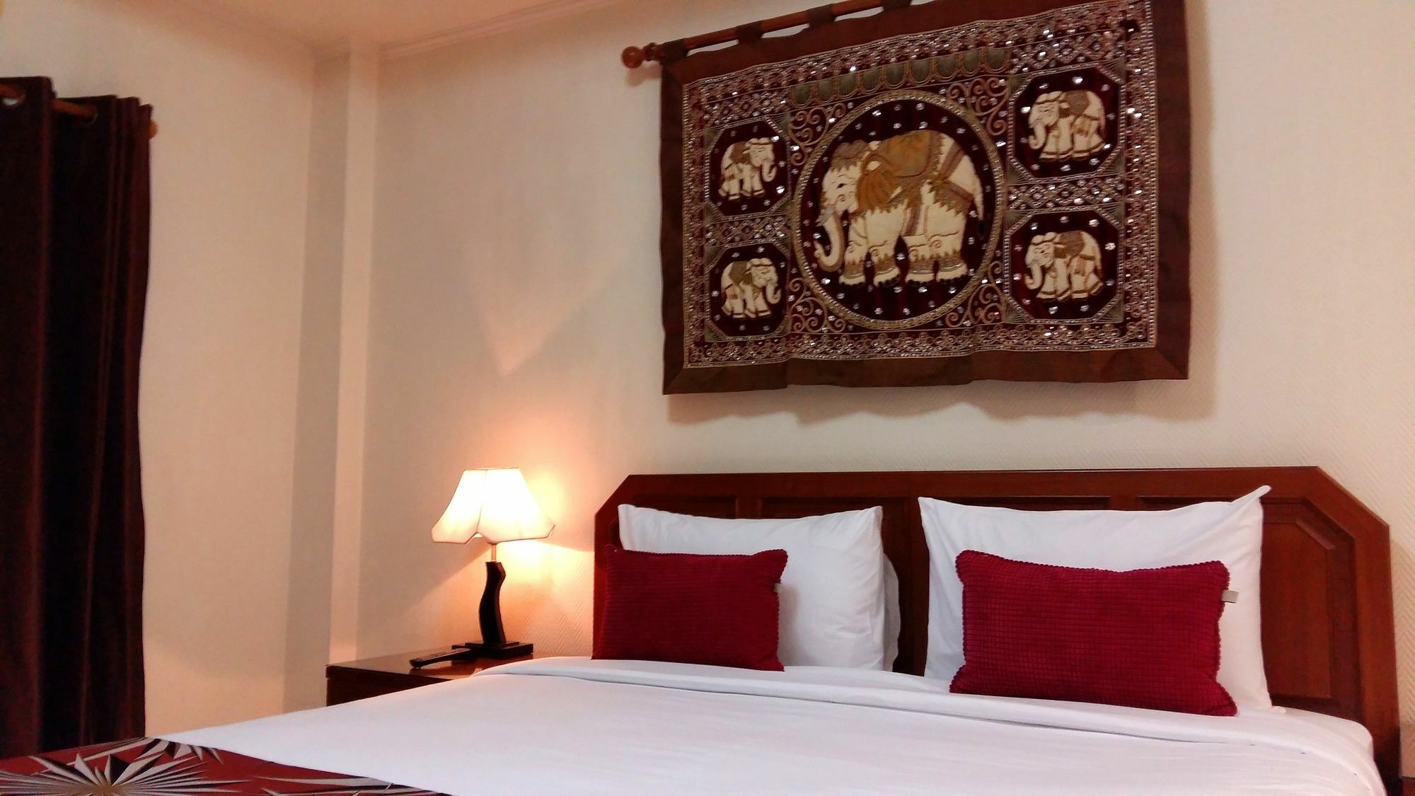 The Chillax Pattaya Hotel Екстериор снимка