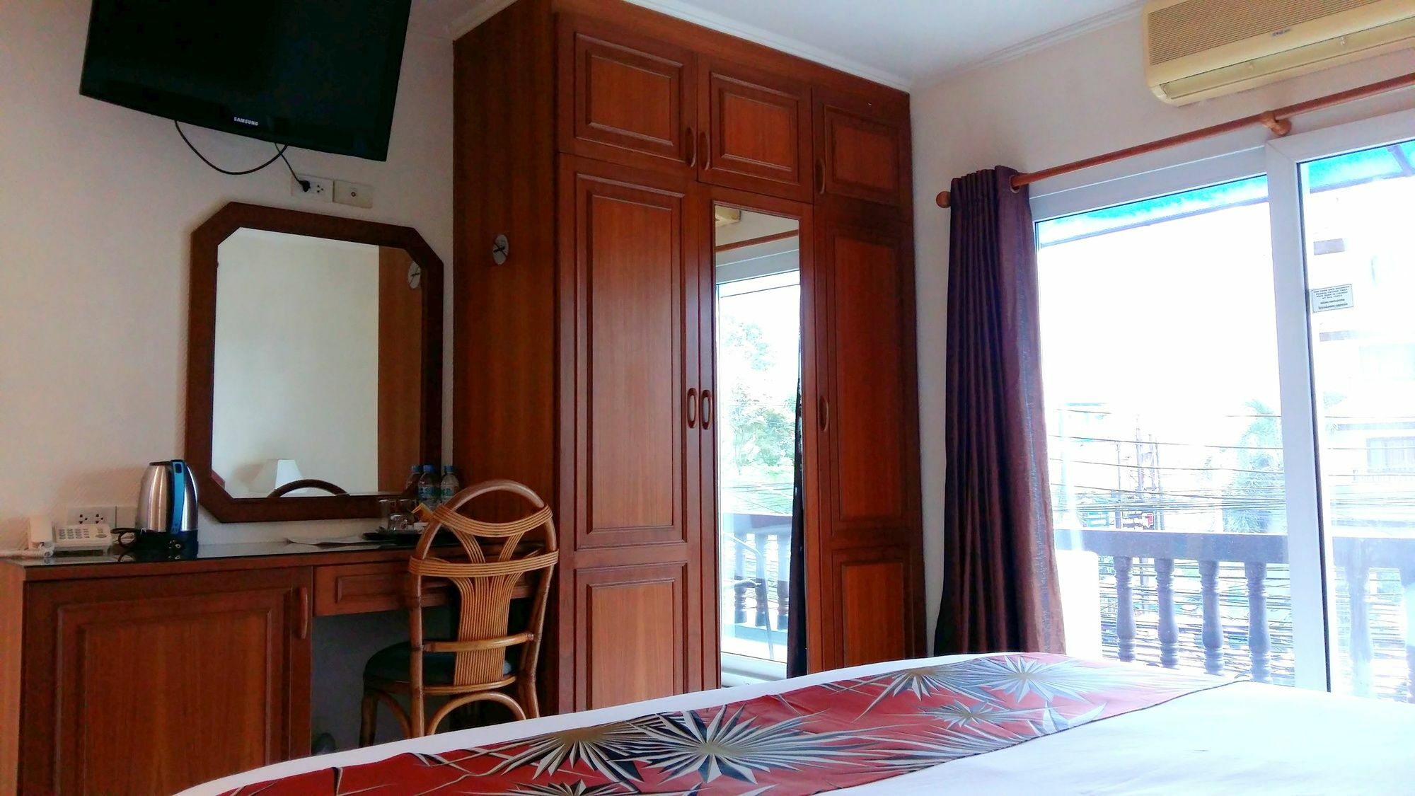 The Chillax Pattaya Hotel Екстериор снимка