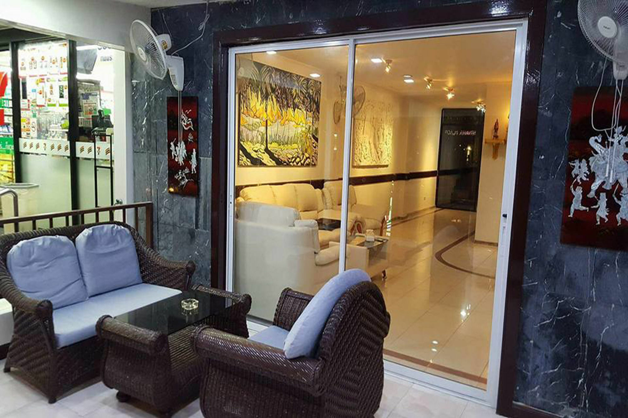 The Chillax Pattaya Hotel Екстериор снимка